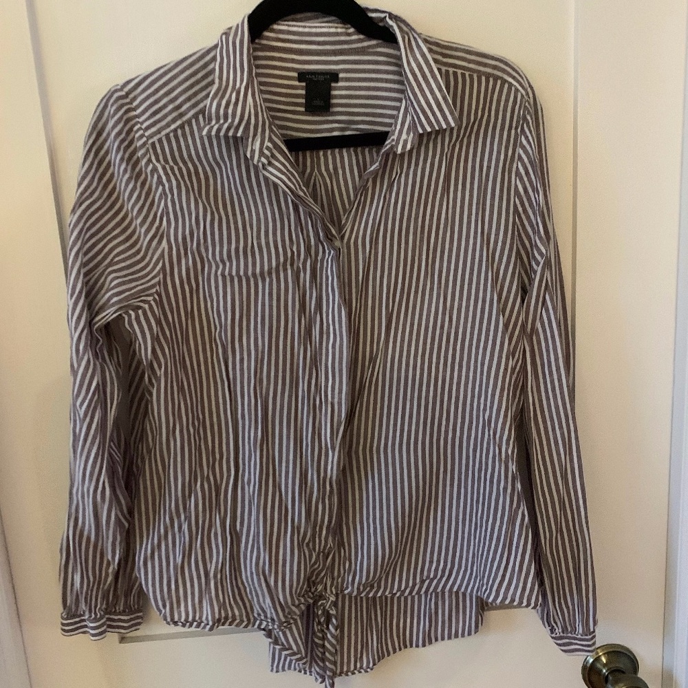 Ann Taylor Long Sleeve Blouse Button Down